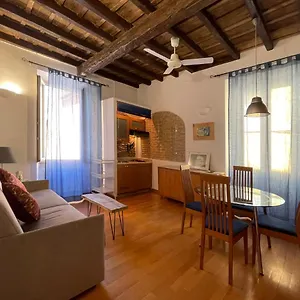 Appartamento Calisto 3, Roma