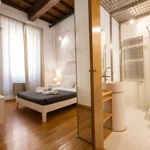 Appartamento Barberini Close To Fontana Di Trevi, Roma