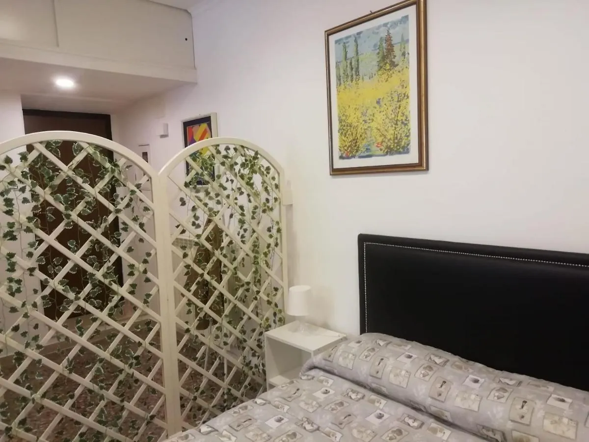 Apartment Urbino 33 Roma