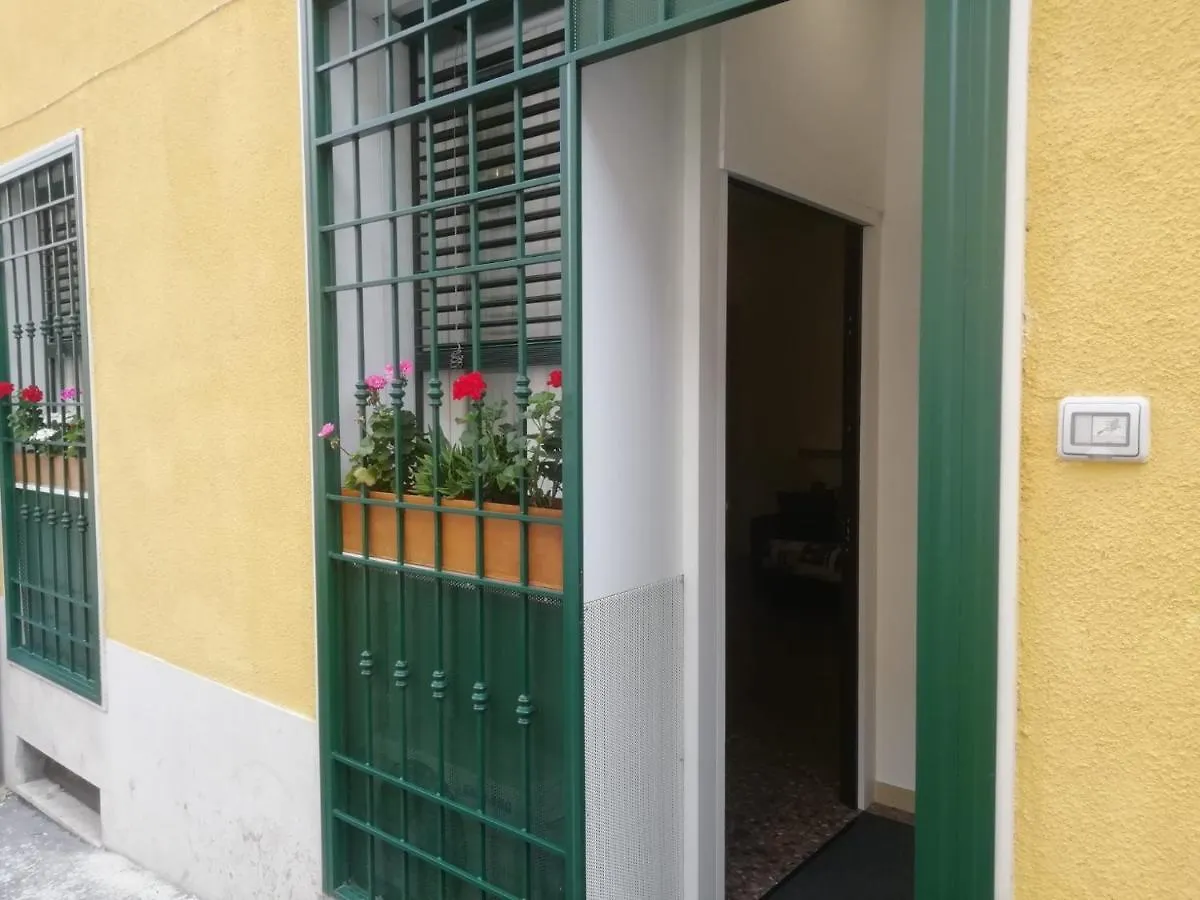 Apartment Urbino 33 Roma İtalya